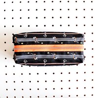 「日向＆影山のスクエアポーチ」(c)古舘春一／集英社・「ハイキュー!!」製作委員会・MBS