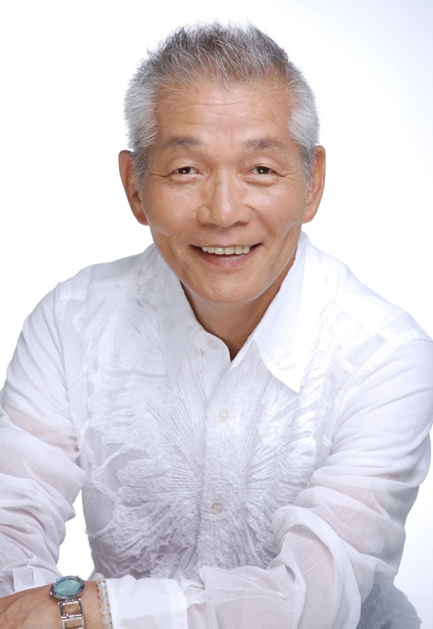 官越好蔵役の緒方賢一。
