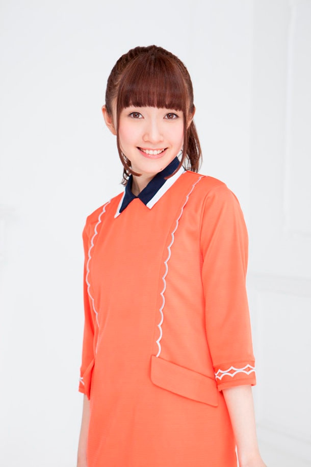 官越あすな役の遠藤ゆりか。