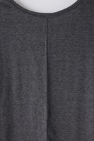 「ドルマンカットソー 狡噛慎也イメージモデル」(c)サイコパス製作委員会