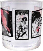 I賞：グラスの1種。(c)諫山創・講談社/「進撃の巨人」製作委員会