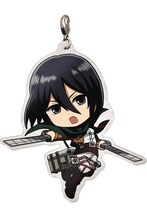 L賞：アクリルプレートチャームの1種。(c)諫山創・講談社/「進撃の巨人」製作委員会