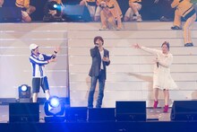 （左から）小越勇輝、許斐剛、皆川純子。（撮影：設楽光徳）(c)許斐 剛／集英社・ＮＡＳ・新テニスの王子様プロジェクト (c)許斐 剛／集英社・テニミュ製作委員会