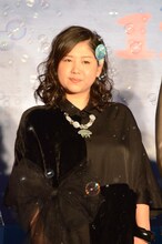 千絵子役のアジアン馬場園。