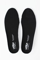 「EVASTOREオリジナル貞本義行コミックコラージュ柄スニーカー」のインソール。(c)カラー