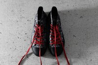 「EVASTOREオリジナル貞本義行コミックコラージュ柄スニーカー」(c)カラー