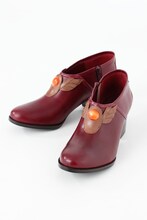 「魔法騎士レイアースショートブーツ獅堂 光モデル」(c)CLAMP・ShigatsuTsuitachi CO.,LTD./講談社