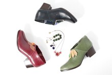 SuperGroupiesより発売される「魔法騎士レイアース」コラボアイテムの集合図。(c)CLAMP・ShigatsuTsuitachi CO.,LTD./講談社