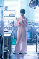 日本人とベトナム人のハーフ、レイ・ティー・蘭役を演じる剛力彩芽。