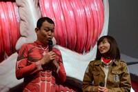 （左から）千原せいじ、吉木りさ。