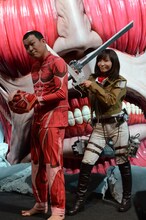 巨人になった千原せいじの首を狙う吉木りさ。