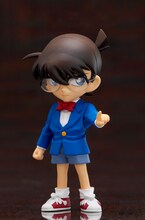 指差しポーズを決めた「figFIX 江戸川コナン」。  (c)青山剛昌／小学館・読売テレビ・TMS 1996