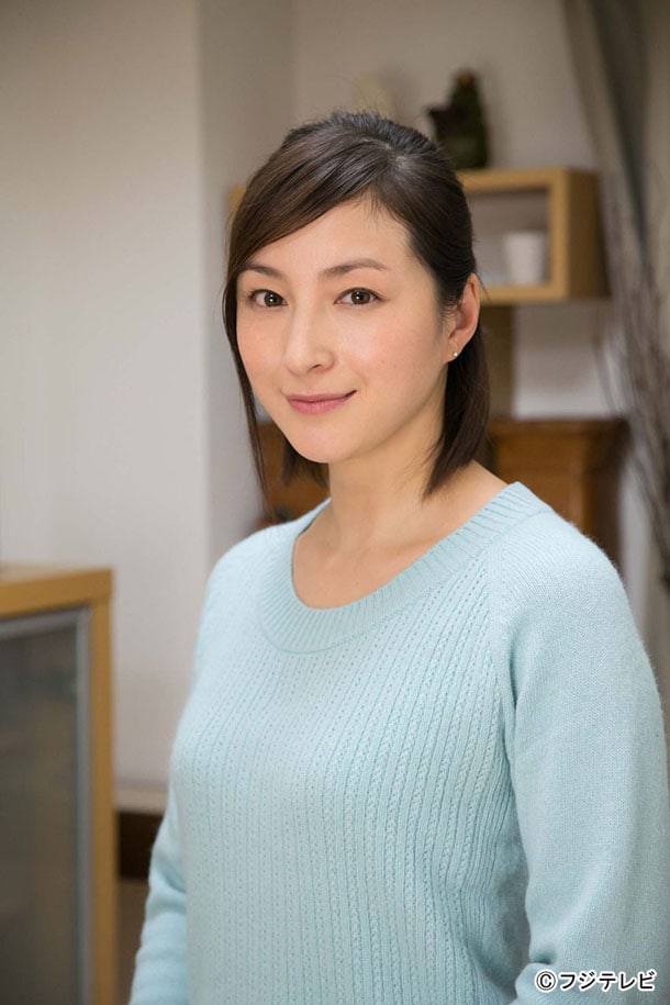 主人公の妻・大沢ひとみ役を演じる広末涼子。