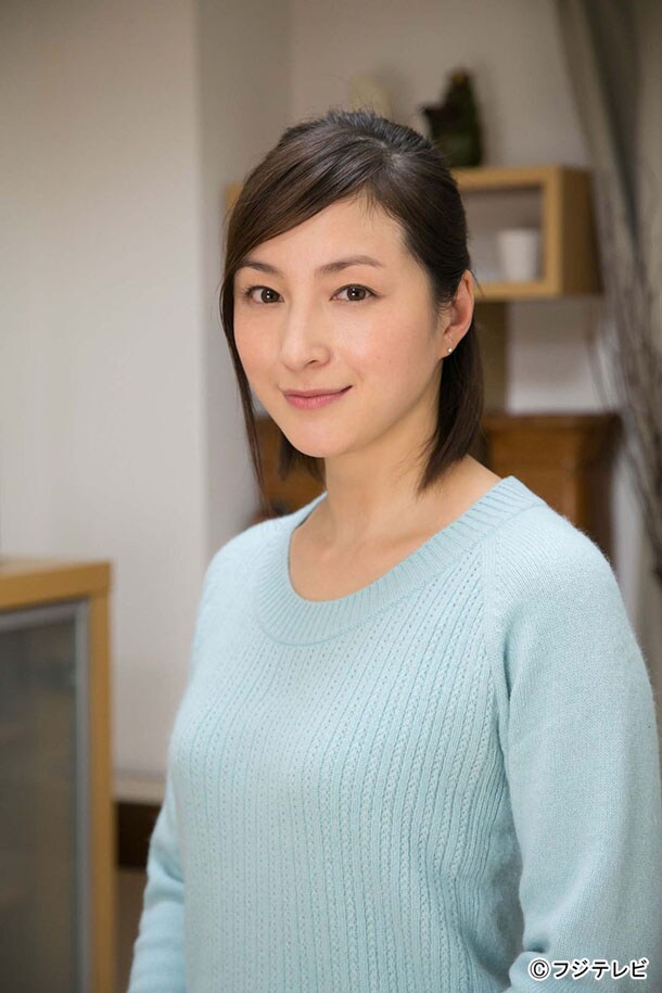 主人公の妻・大沢ひとみ役を演じる広末涼子。