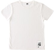 ANREALAGE ×「進撃の巨人」コラボレーションTシャツ「FEMALE TITAN」。