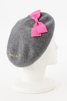 「バトルコスチュームモチーフベレー帽（グレー）」(c)CLAMP・ShigatsuTsuitachi CO.,LTD./講談社