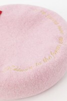 「バトルコスチュームモチーフベレー帽（ピンク）」(c)CLAMP・ShigatsuTsuitachi CO.,LTD./講談社