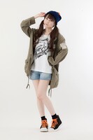 「ハイキュー!! ニットキャップ 日向」の着用イメージ。(c)古舘春一／集英社・「ハイキュー!!」製作委員会・MBS