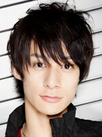 瑞希役の高崎翔太。