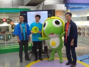 「さくっと銭湯マップ~さくせん~」と「ケロロ」のコラボ企画発表会の模様。(c)大田区・川崎市浴場連携事業実行委員会 (c)2014 Mine Yoshizaki/KADOKAWA, SUNRISE