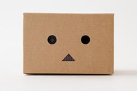 「EX-FR10 ダンボー ver.」よく見ると、ダンボーの右目にカメラのレンズが。(c)KIYOHIKO AZUMA/YOTUBA SUTAZIO