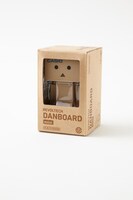 「EX-FR10 ダンボー ver.」特典のフィギュア「リボルテックダンボー・ミニ CASIO ver.」。(c)KIYOHIKO AZUMA/YOTUBA SUTAZIO