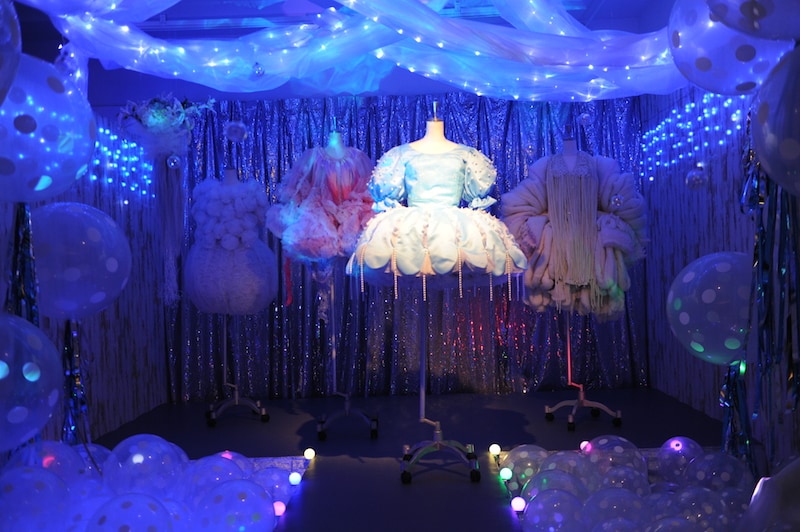 目白先生のご託宣も体験！男は女装必須の「海月姫展」渋谷パルコで開幕