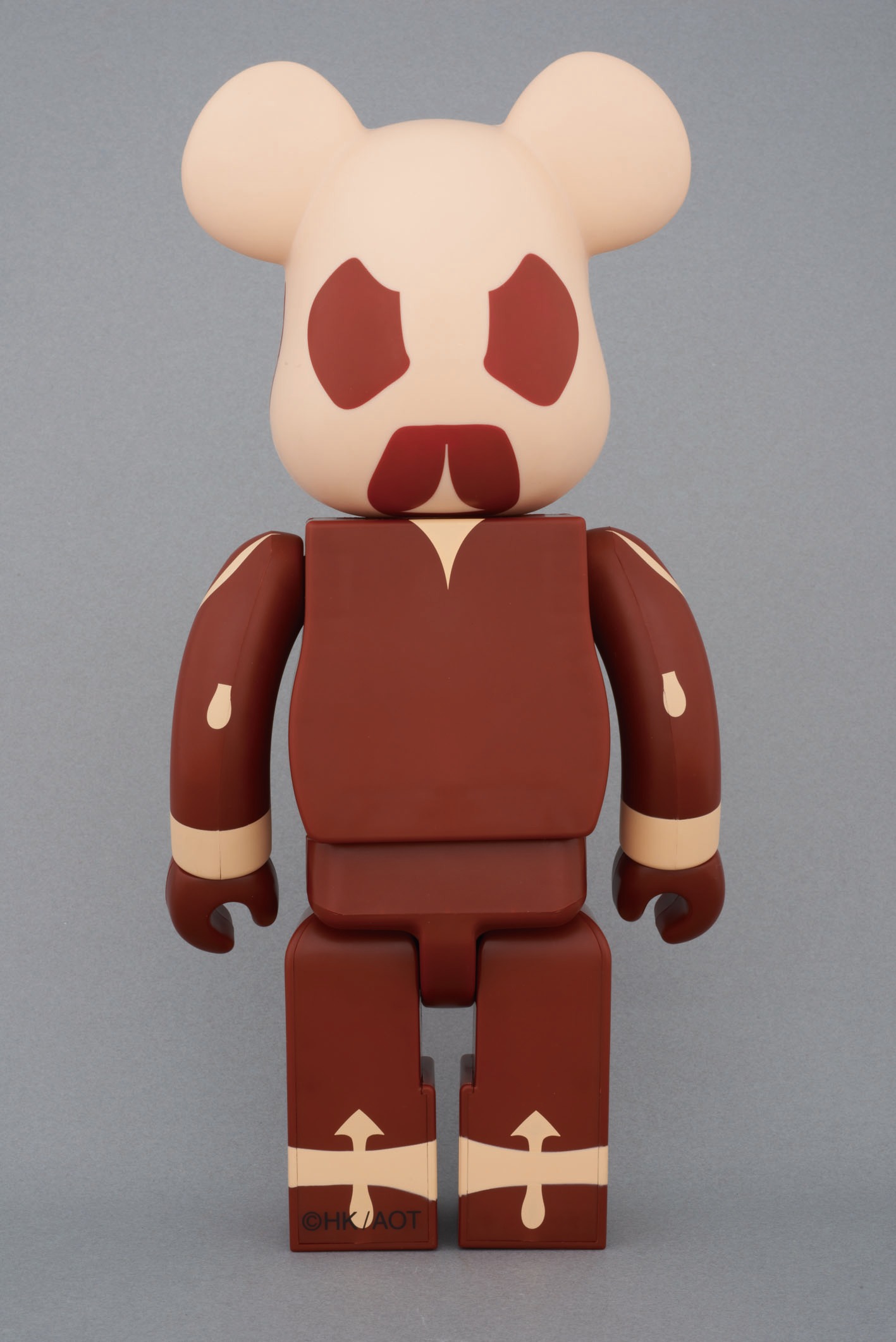 「BE@RBRICK 超大型巨人 1000％」(C) 諫山創・講談社／「進撃の巨人」製作委員会BE@RBRICK TM & (C) 2001-2014MEDICOM TOY CORPORATION. All rights reserved.