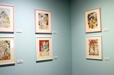 「カードキャプターさくら原画展」の原画展示風景。(c)CLAMP・ST／講談社