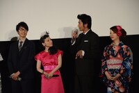 「海月姫」初日舞台挨拶の様子。