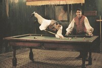 「シェアハウス・ウィズ・ヴァンパイア」場面写真 (c) Shadow Pictures Ltd MMXIV