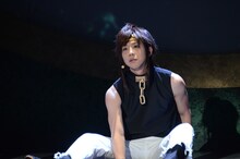 「最遊記歌劇伝 ―Burial―」より、椎名鯛造演じる孫悟空。(c)峰倉かずや・一迅社／最遊記歌劇伝公司 2014