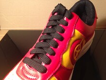 「弱虫ペダル PU レザー スニーカー 総北カラー / 巻島モデル」