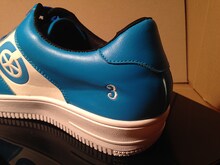 「弱虫ペダル PU レザー スニーカー 箱根学園カラー / 東堂モデル」