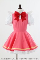 「木之本桜の衣装」(c)CLAMP・ST・講談社/NHK・NEP