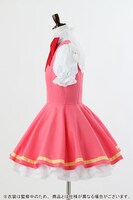 「木之本桜の衣装」(c)CLAMP・ST・講談社/NHK・NEP