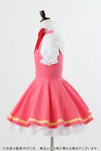 「木之本桜の衣装」(c)CLAMP・ST・講談社/NHK・NEP