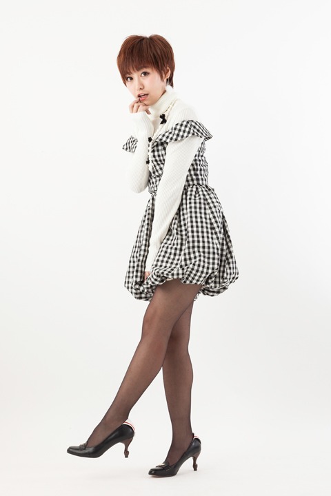 「友枝小学校制服モデルパンプス」 (c)CLAMP・ShigatsuTsuitachi CO.,LTD.／講談社