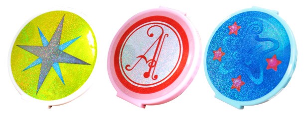 プライズ景品「ひみつのアッコちゃん ひみつのコンパクトミラー」(c)赤塚不二夫・東映アニメーション