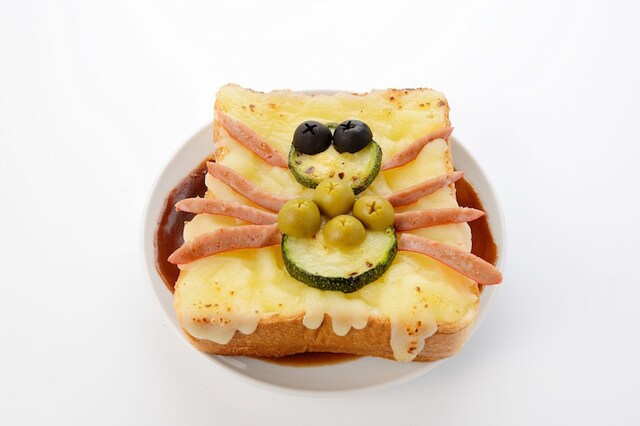 「クセになるくらい、スッパイだ～トースト」(c)渡辺航（週刊少年チャンピオン）／弱虫ペダルGR製作委員会 (c)NAMCO LTD.