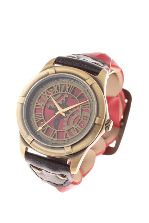 エドワードモデルの腕時計。(c)Hiromu Arakawa/SQUARE ENIX