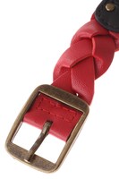 エドワードモデルの腕時計。(c)Hiromu Arakawa/SQUARE ENIX