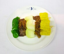 「ヒュウガ特製！バーベキュー」(c)Ark Performance／少年画報社・アルペジオパートナーズ