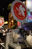 「エヴァンゲリオン」グッズコーナー。