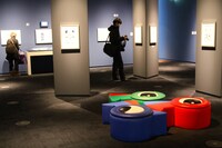原画展「パーマンとFヒーローたち」の会場。(c)Fujiko-Pro