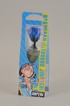 「弱虫ペダル」特製プリザーブドフラワーのうち、東堂尽八（グランブルー）。