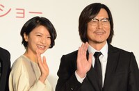 （左から）榮倉奈々、豊川悦司。