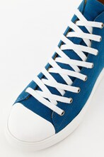 「ダイヤのA」コラボスニーカー・青道高校モデル。(c)寺嶋裕二・講談社/2014「ダイヤのA」製作委員会・テレビ東京