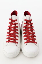 「ダイヤのA」コラボスニーカー・稲城実業モデル。(c)寺嶋裕二・講談社/2014「ダイヤのA」製作委員会・テレビ東京