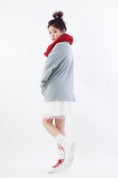 「ダイヤのA」コラボスニーカー・稲城実業モデルの着用例。(c)寺嶋裕二・講談社/2014「ダイヤのA」製作委員会・テレビ東京